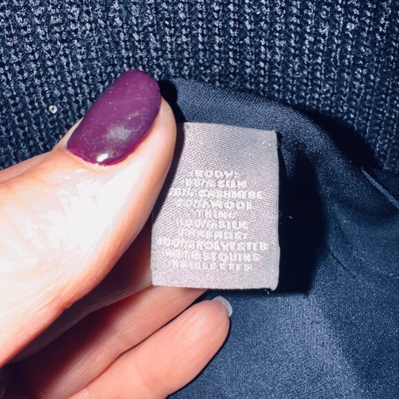 Cashmere Neiman Marcus Sweater - Picture 4 of 4